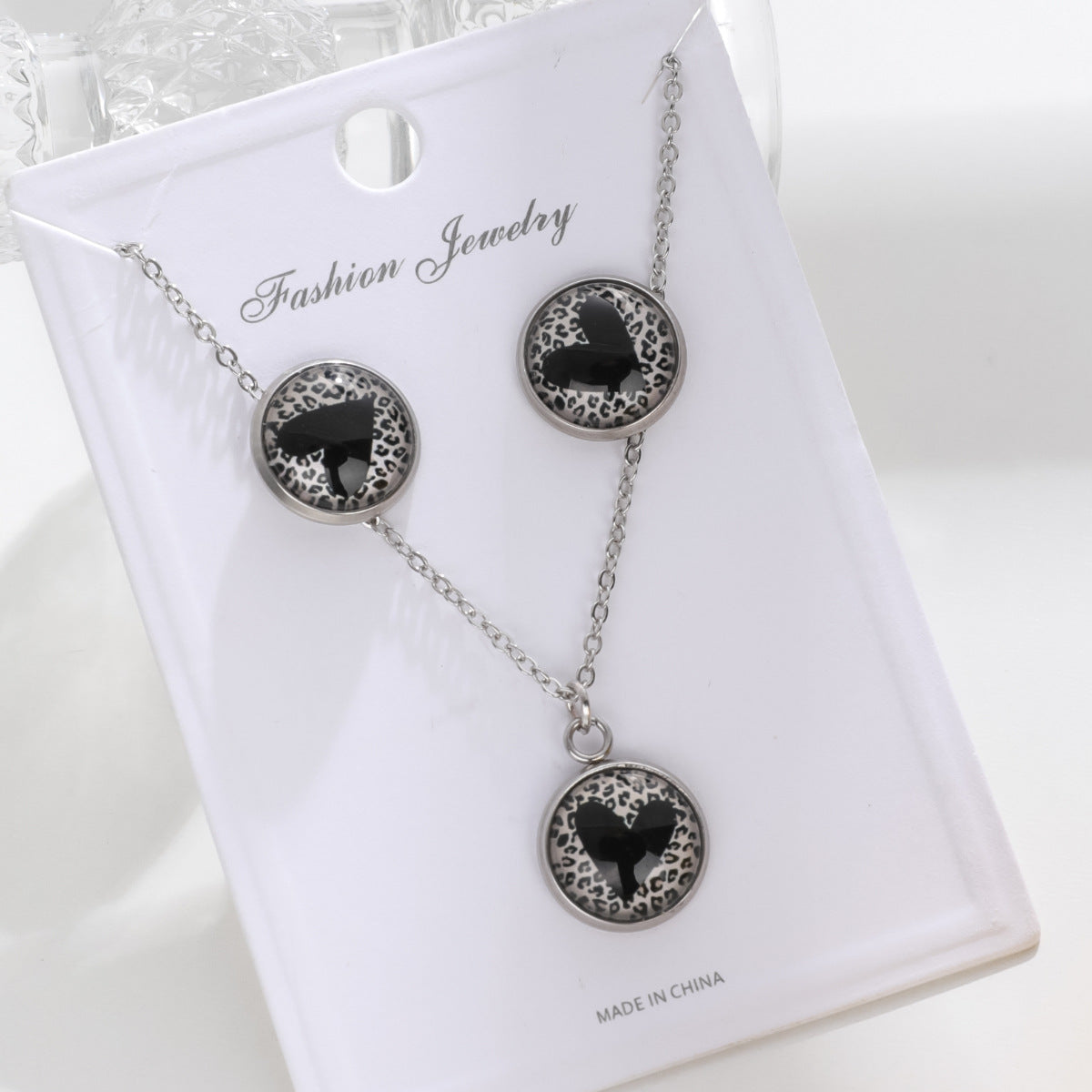 Wholesale Valentine's Day Alloy Round Leopard Pattern Heart Earrings Necklace Women's Set